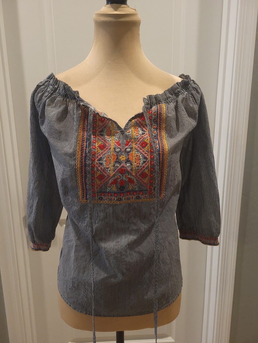 Bohemian Cute Embroidered Off-Shoulder Top - Blue
